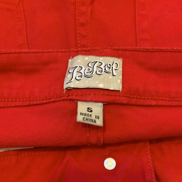 Red shorts - Picture 3 of 3